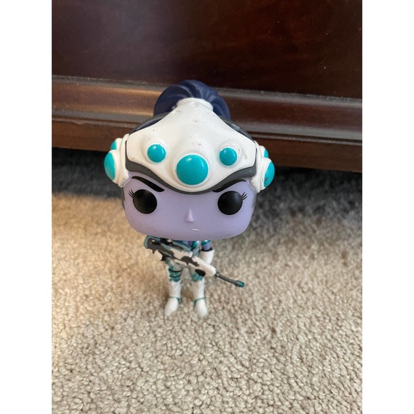 Funko Pop! Widowmaker - LootCrate Exclusive - Picture 1 of 2